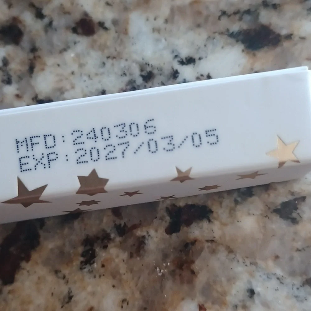 New Pudaier White Color Eyeliner E15
